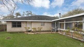 Building Photo - 4809 Truman St