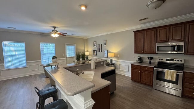 Foto del edificio - 115 Ponderosa Dr