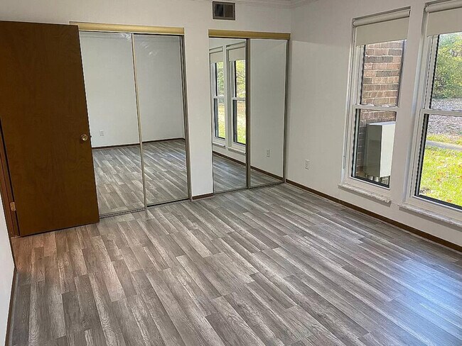 Building Photo - 4222 Kay Ln