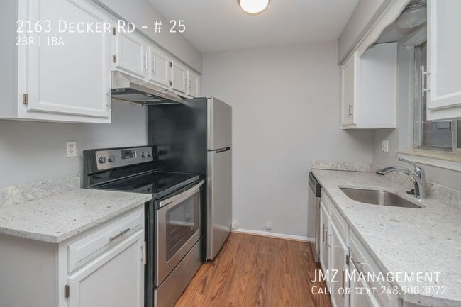 Foto del edificio - 2163 Decker Rd
