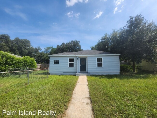 Building Photo - 2 br, 1 bath House - 283 Chestnut St
