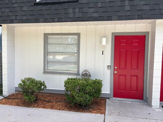 Foto del edificio - 1231 SW 61st Terrace