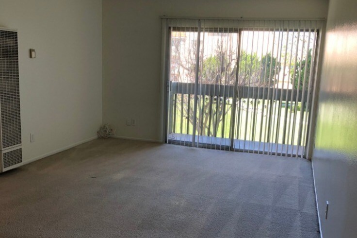 LIVING ROOM - 14106 Cerise Ave