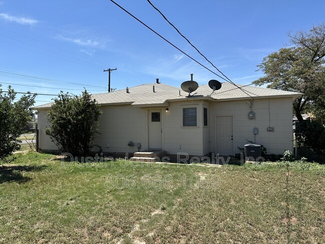 Building Photo - 2102 37th St