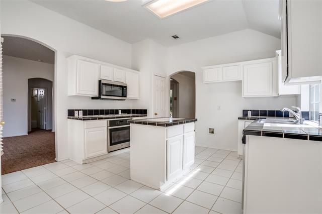Building Photo - 9504 Preston Vineyard Dr