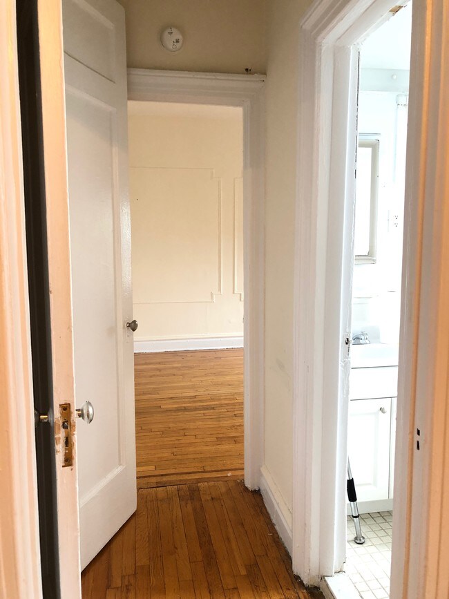 Building Photo - 364 93rd St