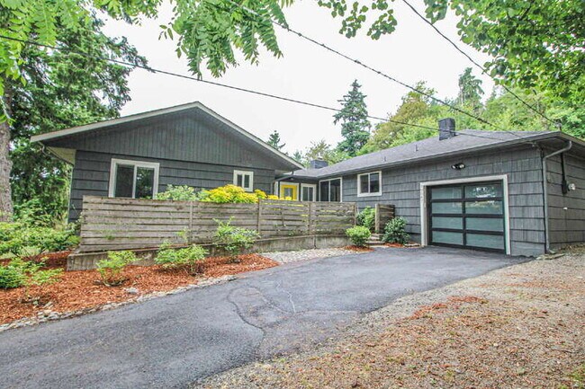 Foto del edificio - 19547 53rd Ave NE