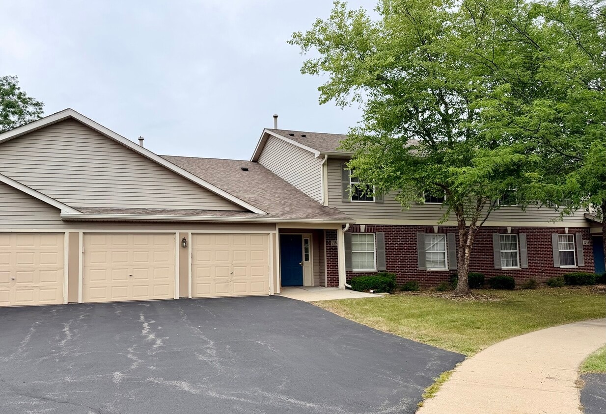 Foto del edificio - 1244 N Red Oak Cir