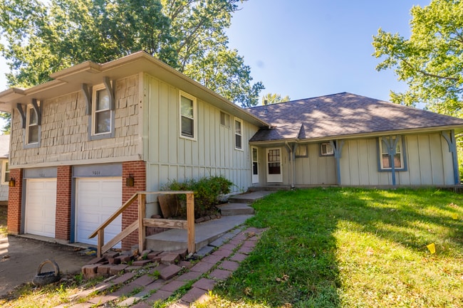 Foto del edificio - 22921 W 72nd Terrace