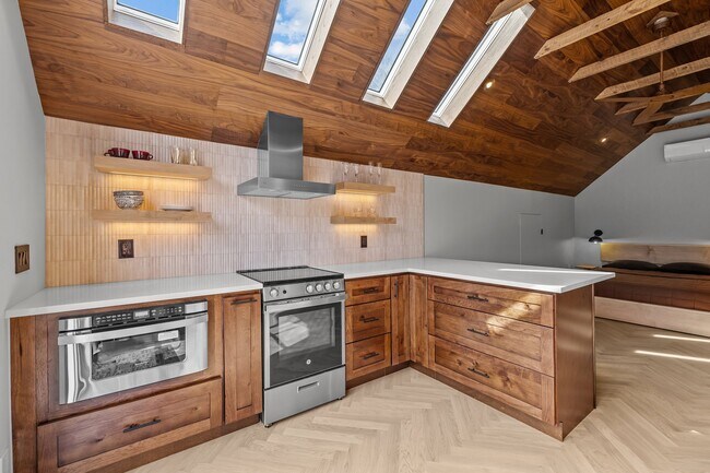 Photo - 805 Woodruff Pl Townhome