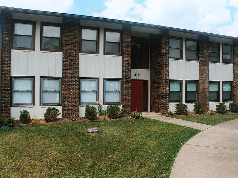 Primary Photo - 9 Ruby Ave