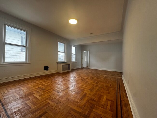 Building Photo - 290 Fulton Ave
