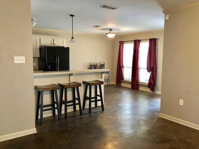 Foto del edificio - 3 br 2 ba house near park on Dead-end stre...