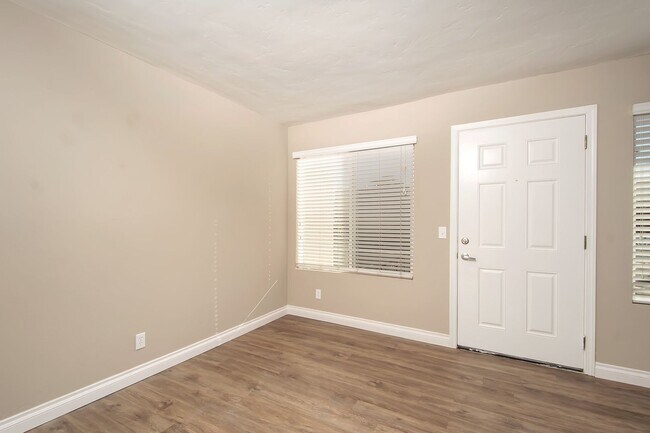 Foto del interior - Tierra Del Rey