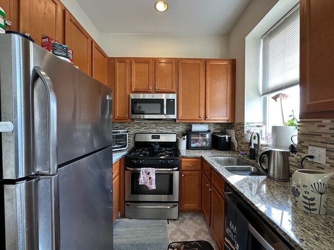 Foto del edificio - 1414 W Superior St