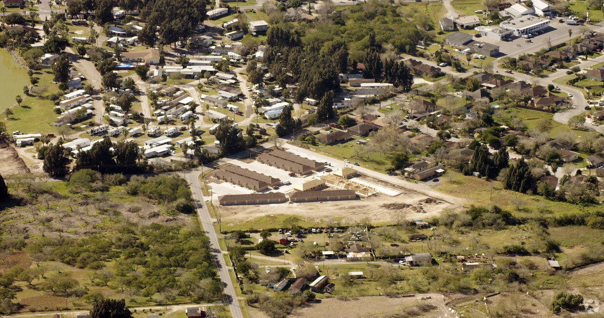 Primary Photo - Portside Apartments