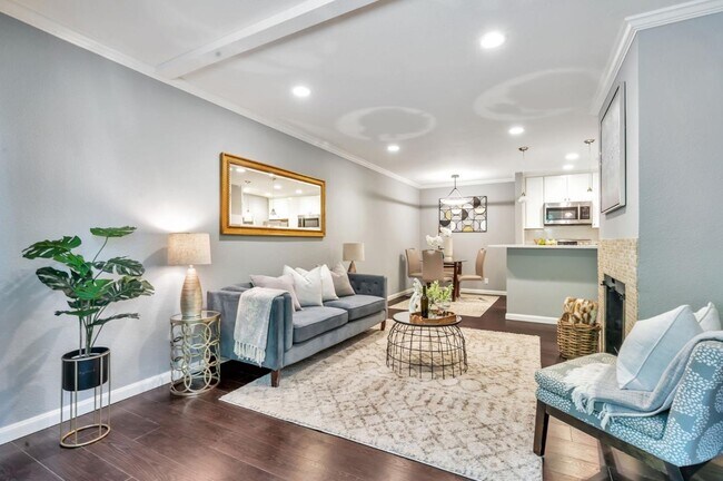 Foto del edificio - 355 Half Moon Ln