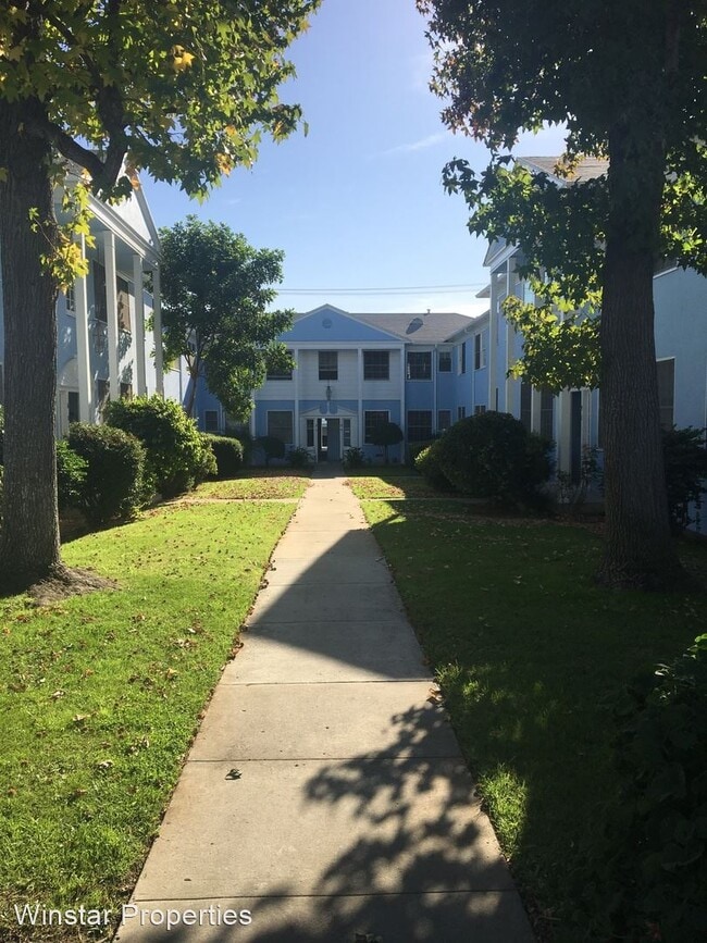Building Photo - 2 br, 1 bath Apartment - 1438 Dixon St.
