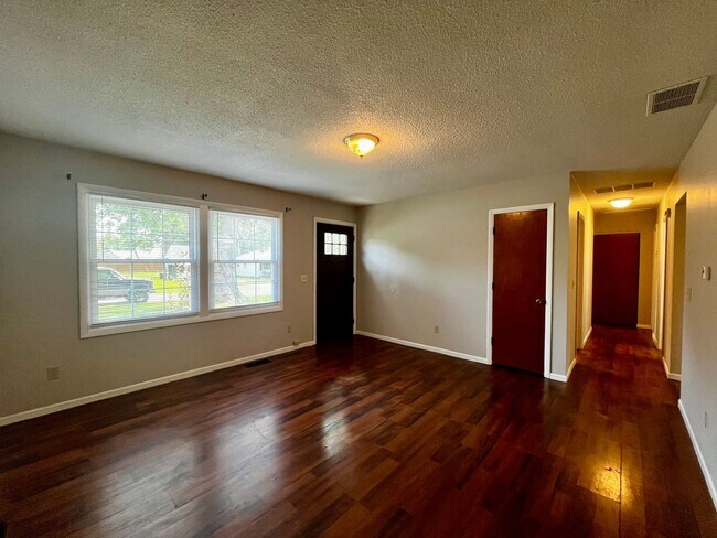 Foto del edificio - 2714 Allegany Ave