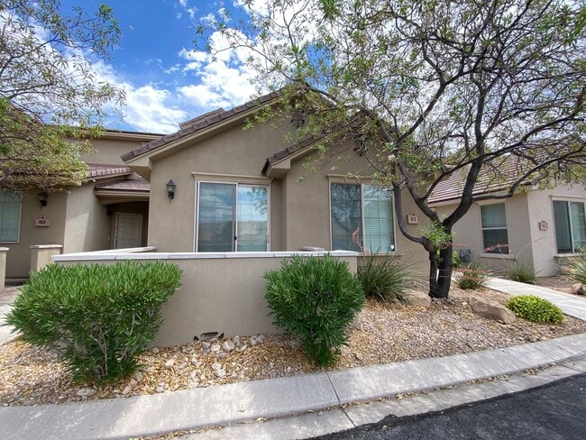 Building Photo - 3439 S Barcelona Dr