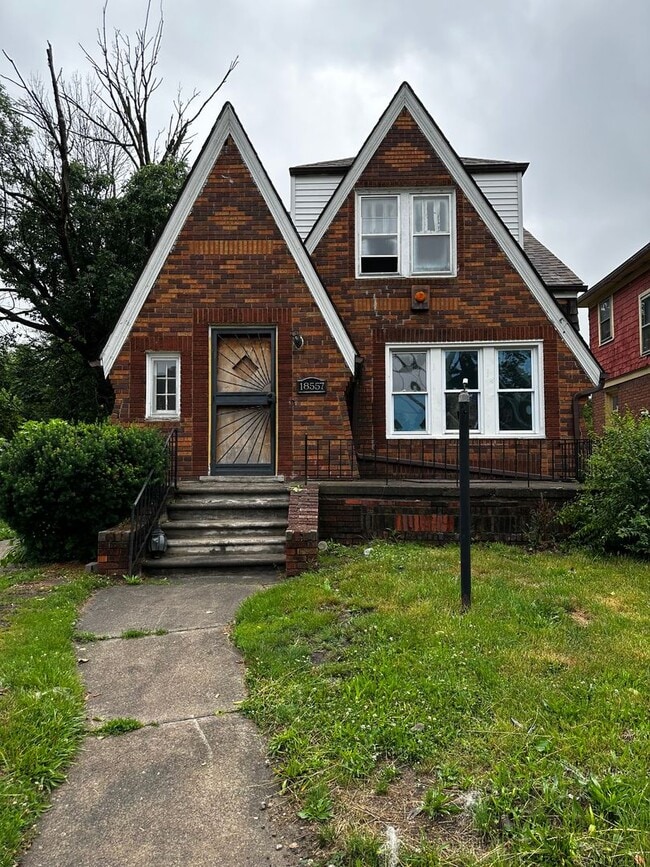 Building Photo - 18557 Wexford St