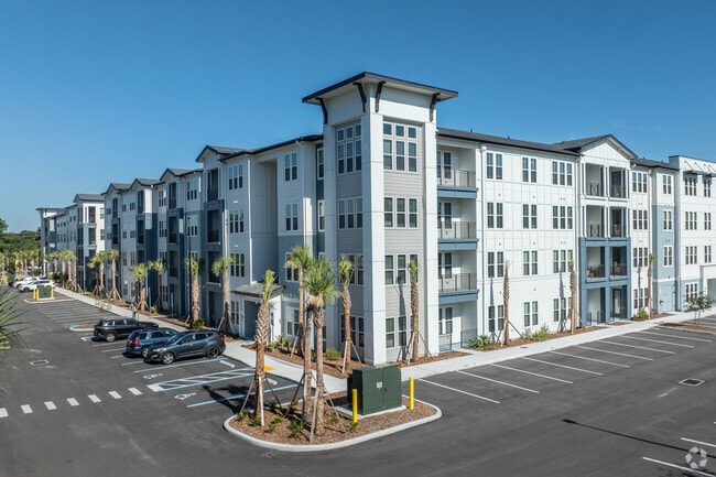 Building Photo - Apela House