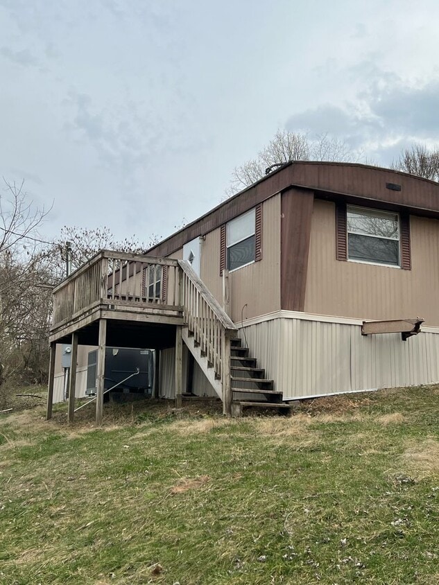 372 Longmire Rd, Clinton, TN 37716 House Rental in Clinton, TN