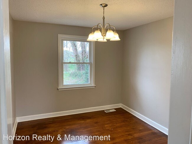 Building Photo - 3 br, 1.5 bath House - 543 Dover Road
