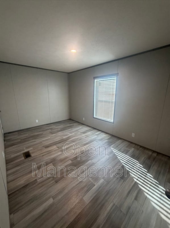 Building Photo - 7534 US-60