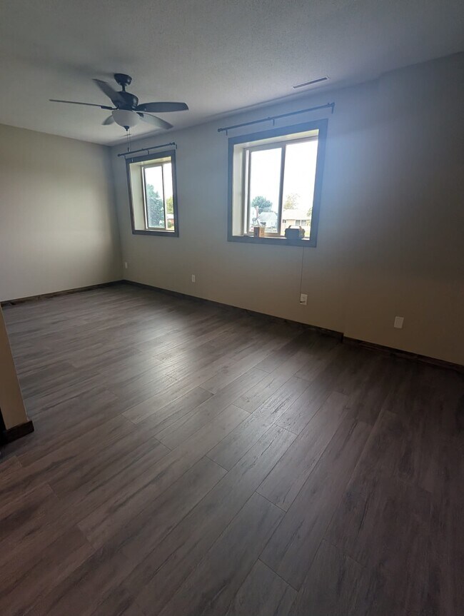Building Photo - Little York North Apartments