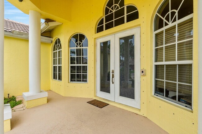 Building Photo - 103 Black Olive Crescent