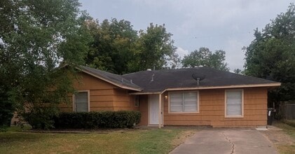 Building Photo - 5323 Darlinghurst Dr