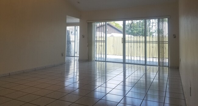 Foto del edificio - 12254 SW 118th St