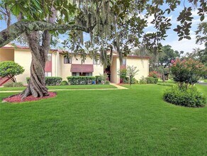 Building Photo - 700 Midway Dr