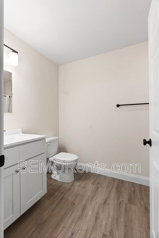 Building Photo - 27034 State Hwy B