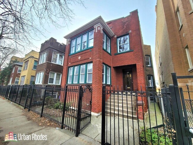 Building Photo - 4948 N Albany Ave