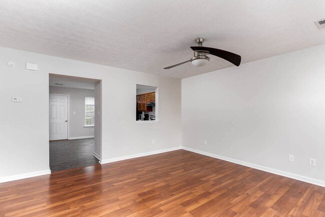 Building Photo - 3638 Leisure Creek Ct
