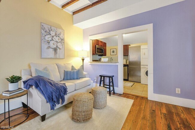 Building Photo - 1 br, 1 bath Condo - 157 Line St