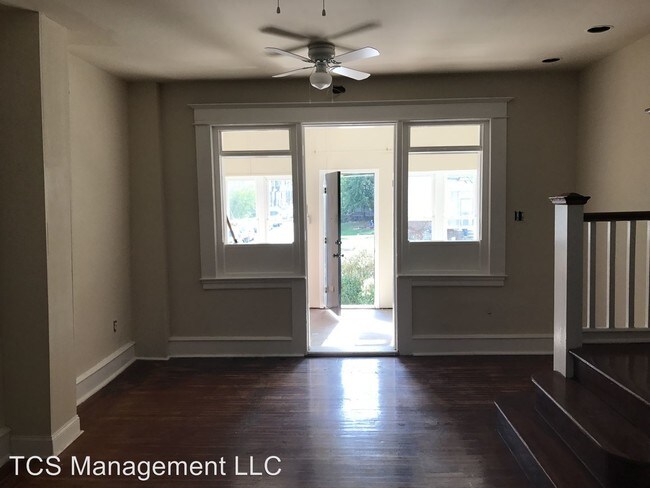 Foto del edificio - 3 br, 1 bath House - 5933 Chester Avenue