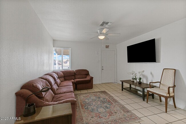 Foto del edificio - 3307 N 59th Ave