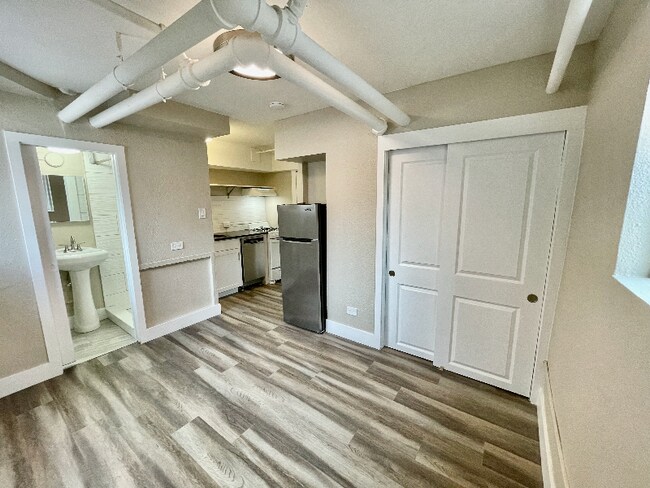Foto del edificio - 1575 N Gaylord St