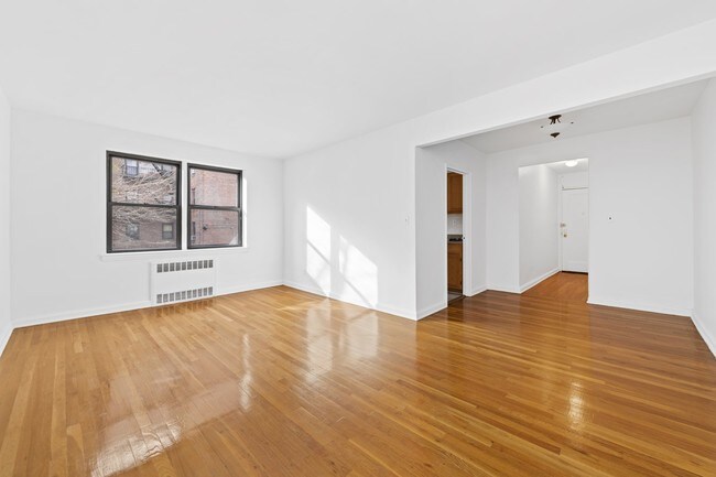 Building Photo - 138 71st Street