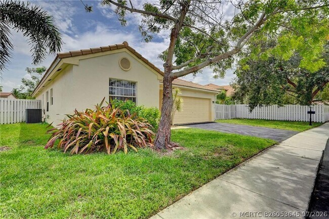 Foto del edificio - 13348 NW 13th St