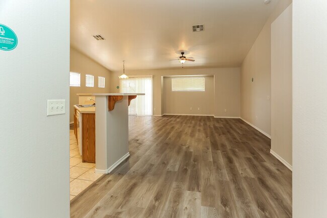Foto del edificio - 4738 Zia Ridge St