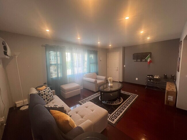 Foto del edificio - 1325 46th St
