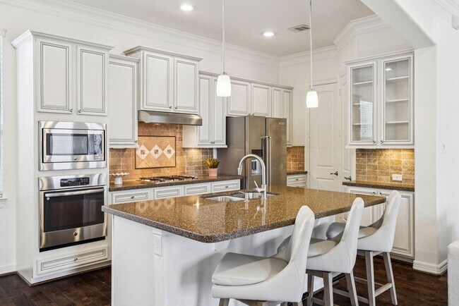 Foto del edificio - 12247 Oxford Cres Cir