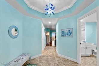 Building Photo - 14300 Riva Del Lago Dr