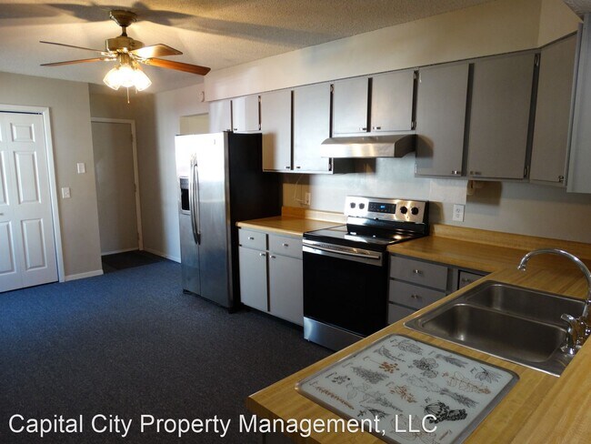 Building Photo - 3 br, 2 bath House - 11 Skyview