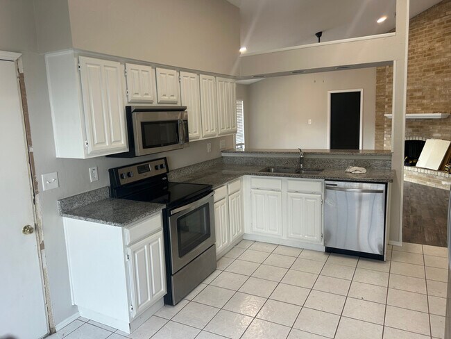 Foto del edificio - 4312 Avon Ct