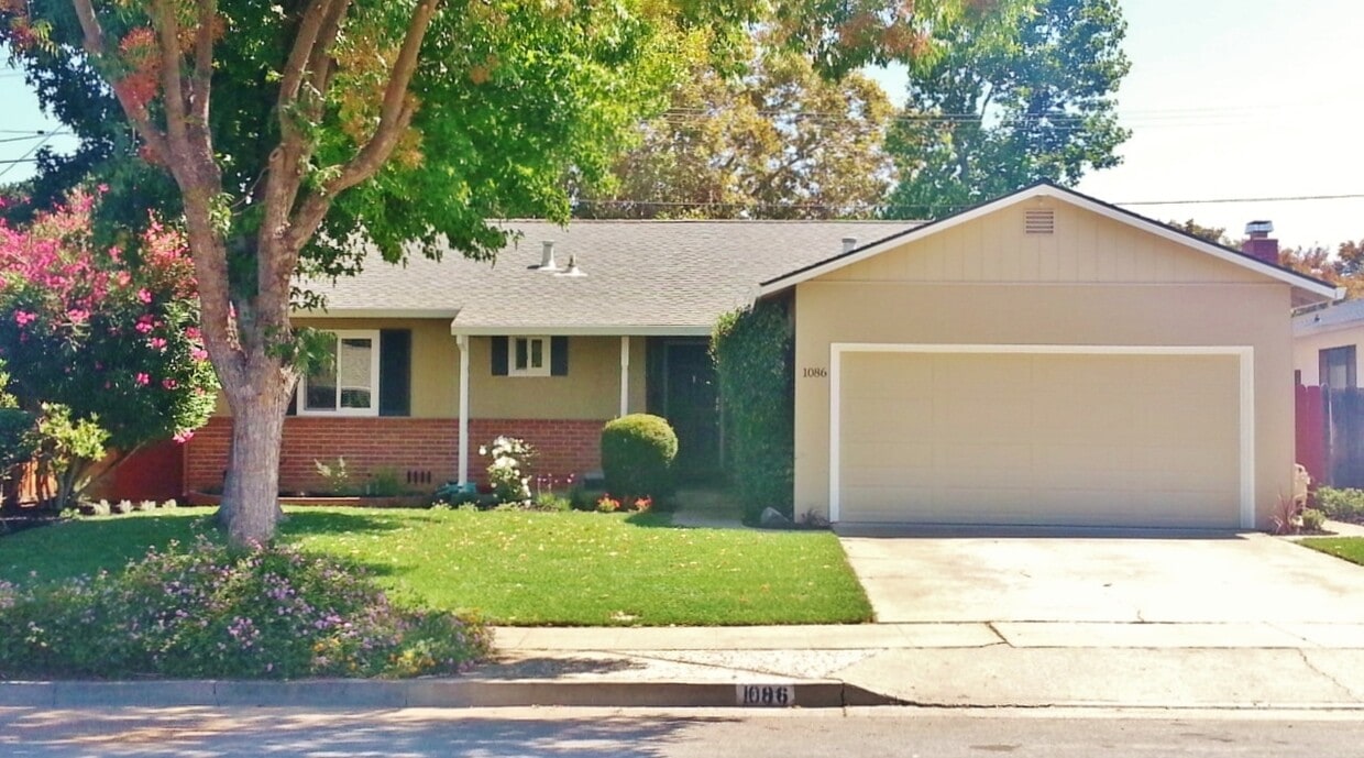 Primary Photo - Lovely Single Family Home In Sunnyvale!